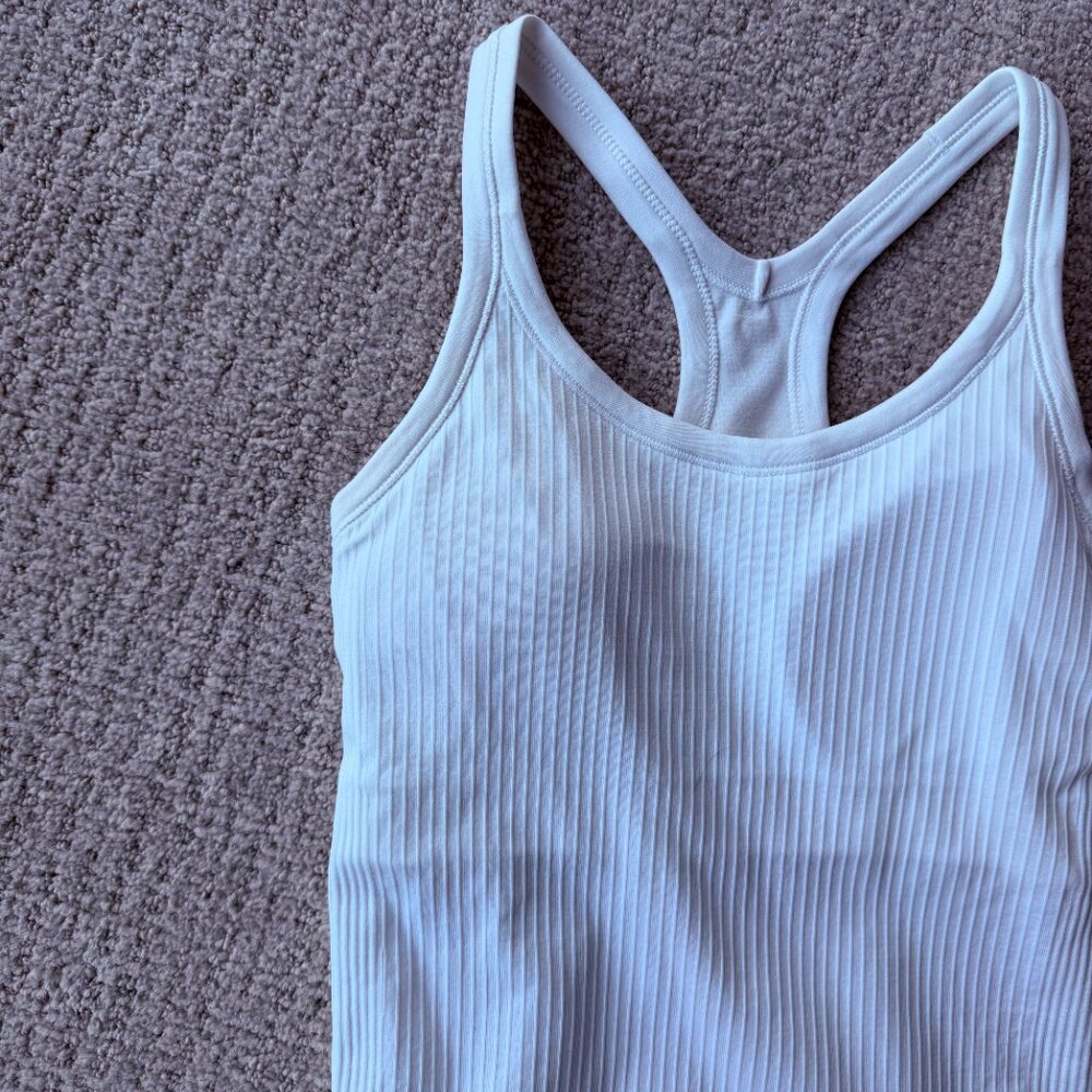 Lululemon Solid White Tank (Built-in Bra) M - Picture 5 of 5